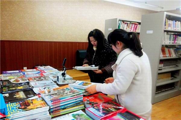 北站小学图书管理工作有一套-3-600.jpg 北站小学图书管理工作有一套-3-600.jpg