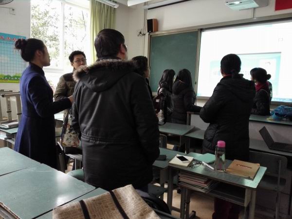 人北中学翻转课堂研究小组召开新学期启动会-2-600.jpg