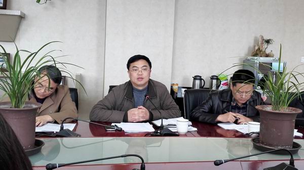 成华区召开“数字校园”试点校-2-600.jpg 成华区召开“数字校园”试点校-2-600.jpg