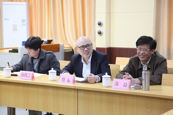 蔡耘同志到青白江区视察-3-600.jpg 蔡耘同志到青白江区视察-3-600.jpg