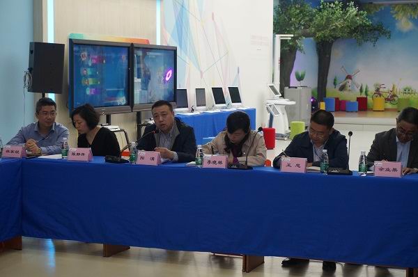 都江堰市校长团到棕北小学考察交流-2-600.jpg 都江堰市校长团到棕北小学考察交流-2-600.jpg