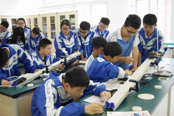 温江数字化实验室研讨活动-1-600.jpg 温江数字化实验室研讨活动-1-600.jpg