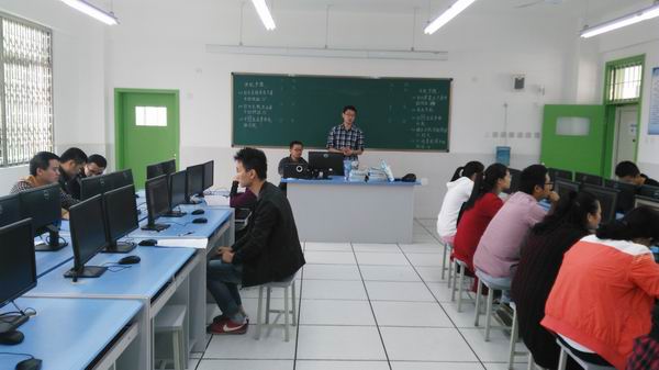 温江区完成新一轮学校网站建设及管理培训-1-600.jpg 温江区完成新一轮学校网站建设及管理培训-1-600.jpg