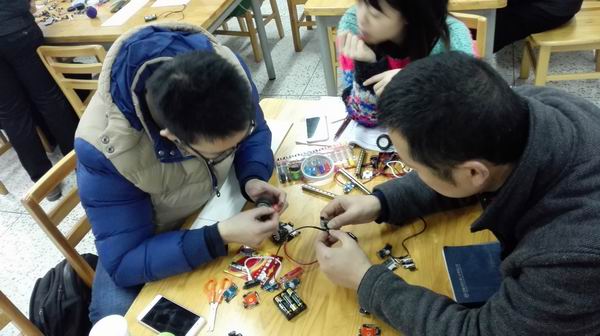 锦江区 举办“思迪蒙”教师沙龙活动-1-600.jpg 锦江区 举办“思迪蒙”教师沙龙活动-1-600.jpg