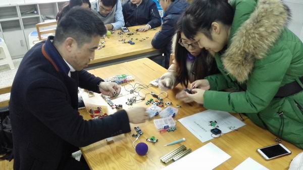 锦江区 举办“思迪蒙”教师沙龙活动-2-600.jpg 锦江区 举办“思迪蒙”教师沙龙活动-2-600.jpg