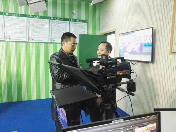 双流区开展17年专项督查-1-600.jpg 双流区开展17年专项督查-1-600.jpg