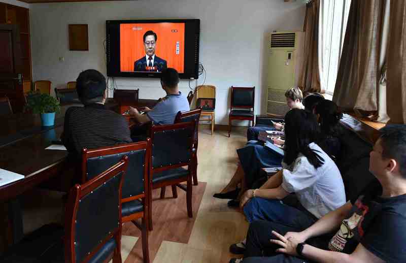 四川省第十一次党代会学习1.jpg
