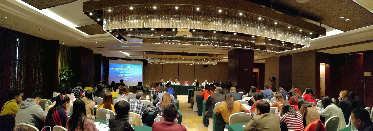 中心1.jpg 中心1.jpg