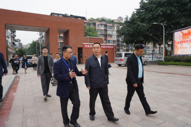 图片4.png 图片4.png