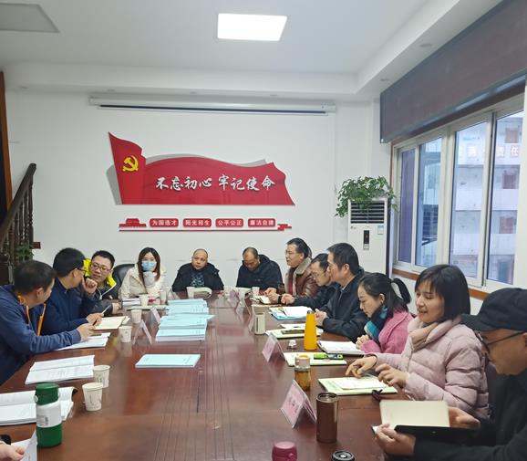 资助中心1.jpg 资助中心1.jpg